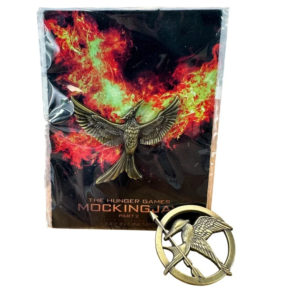 Hunger Games Mockingjay Part 2 Promo Pin Set Antique Bronze Tone 2 Pieces GIFT